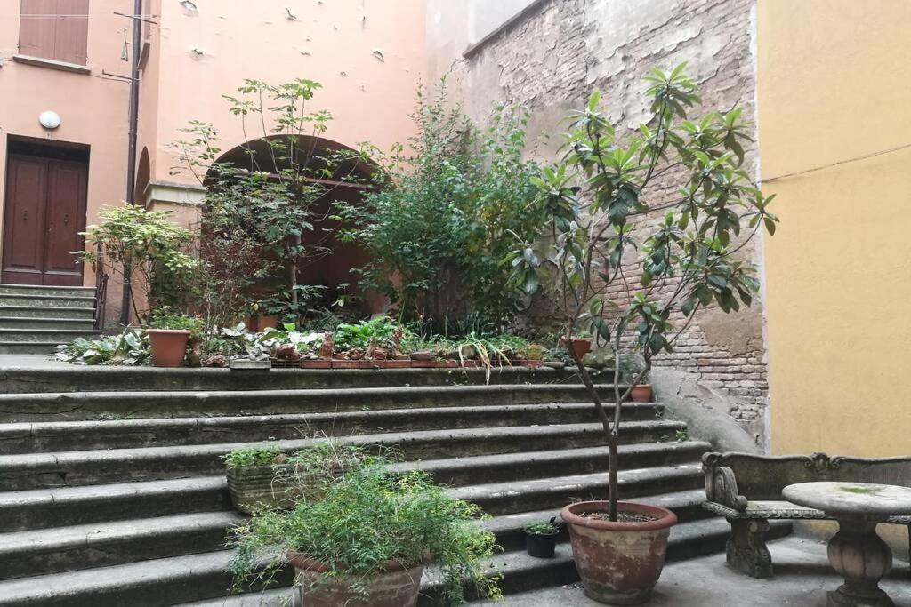 Appartamento Via Delle Idee Bolonha Exterior foto